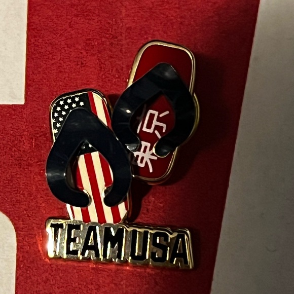 Set of 10 Team USA pins from various sports and games. Excellent condition. - Picture 9 of 11